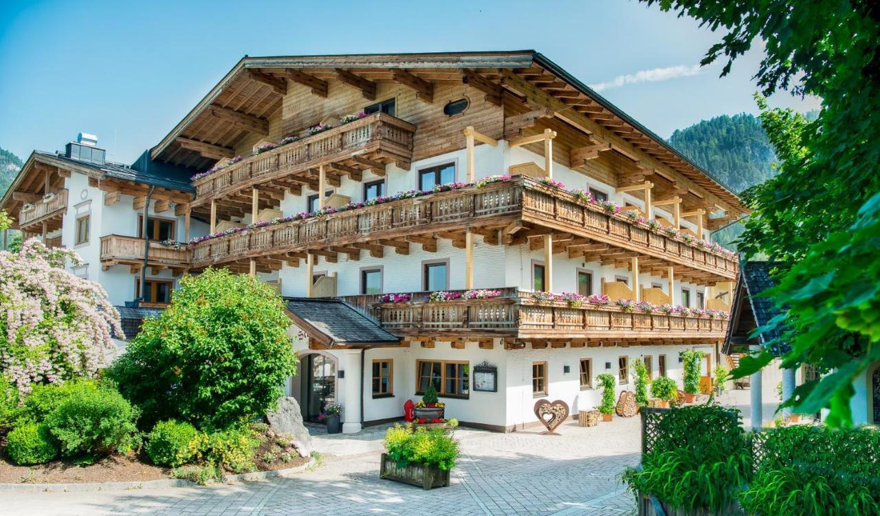 Hotel Schoerhof ザールフェルデン・アム・シュタイナーネン・メアー エクステリア 写真